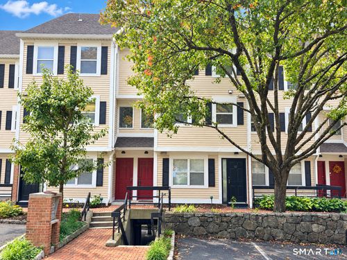 59-59 Highland Rd, Stamford, CT, 06902-2852 | Card Image