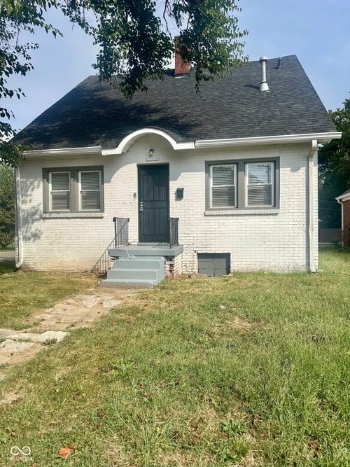 1702 E 42nd St, Indianapolis, IN, 46205-2101 | Card Image
