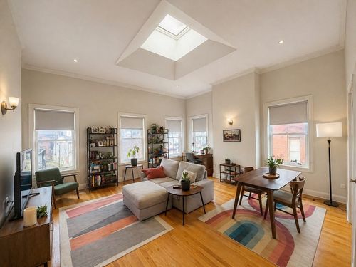 4a-7 Harvard Sq, Brookline, MA, 02445-7658 | Card Image