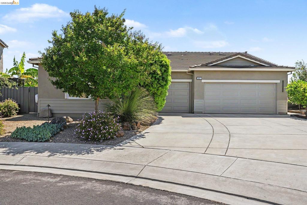 Residential in Oakley