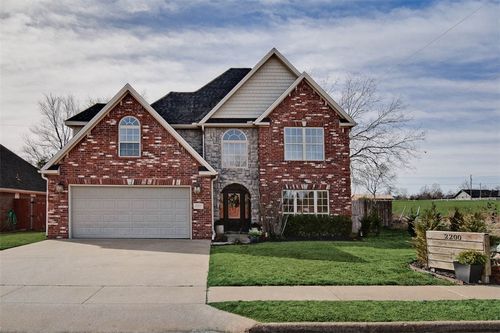 2200 S 18th Pl, Rogers, AR, 72758-5781 | Card Image