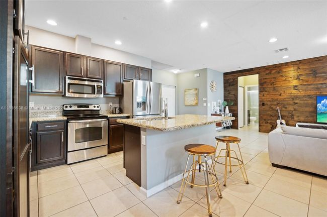 4164 Cascada Cir, Townhouse with 3 bedrooms, 3 bathrooms and null parking in Hollywood FL | Image 9