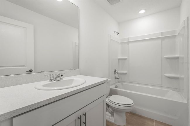 8705 Winter Breeze Way, Townhouse with 3 bedrooms, 3 bathrooms and null parking in SARASOTA FL | Image 8