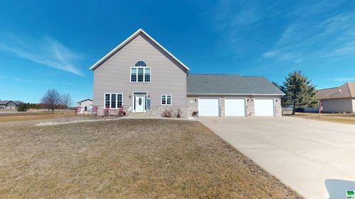 474 E Jensen St, Newell, IA, 50568-5015 | Card Image
