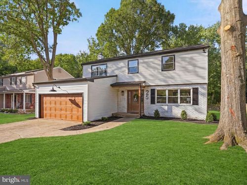 25 Mindy Dr, MOORESTOWN, NJ, 08057-3023 | Card Image