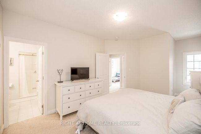 113 Fruitvale Cir, House attached with 3 bedrooms, 3 bathrooms and 2 parking in Brampton ON | Image 20