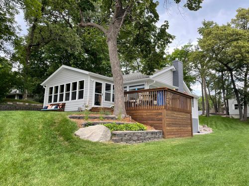 1324 E Shore Dr, Detroit Lakes, MN, 56501 | Card Image