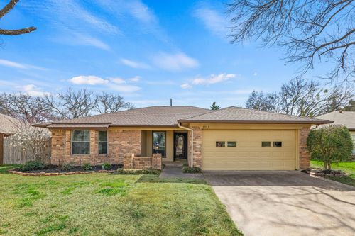 2943 Mesa Verde Trl, Grapevine, TX, 76051-4713 | Card Image