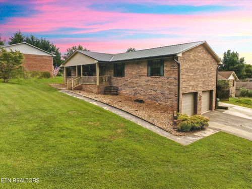 1410 Carowinds Cir, Maryville, TN, 37803-6782 | Card Image