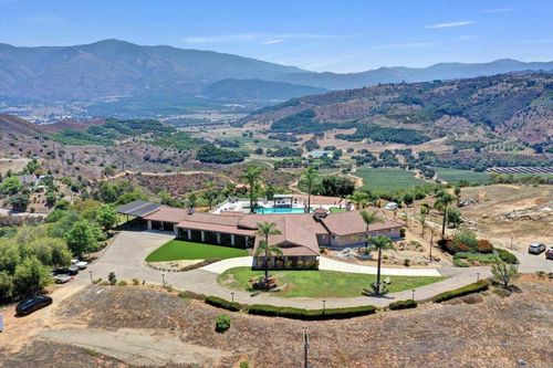 36485 Carney Rd, Valley Center, CA, 92082-4408 | Card Image