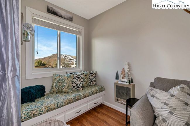 UNIT-1215 - 301 Pinnacle Inn Rd, Condo with 2 bedrooms, 2 bathrooms and null parking in Beech Mountain NC | Image 7