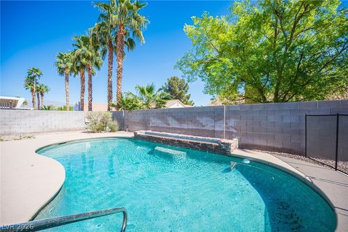 4908 Wind Break Ln, North Las Vegas, NV, 89031-0258 | Card Image