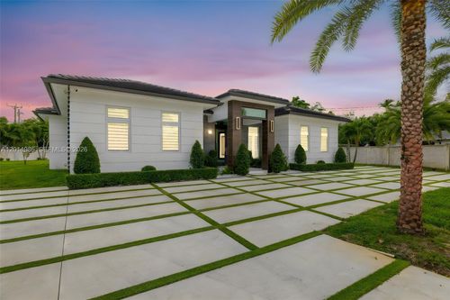 5815 Sw 107th Pl, Miami, FL, 33173-1274 | Card Image