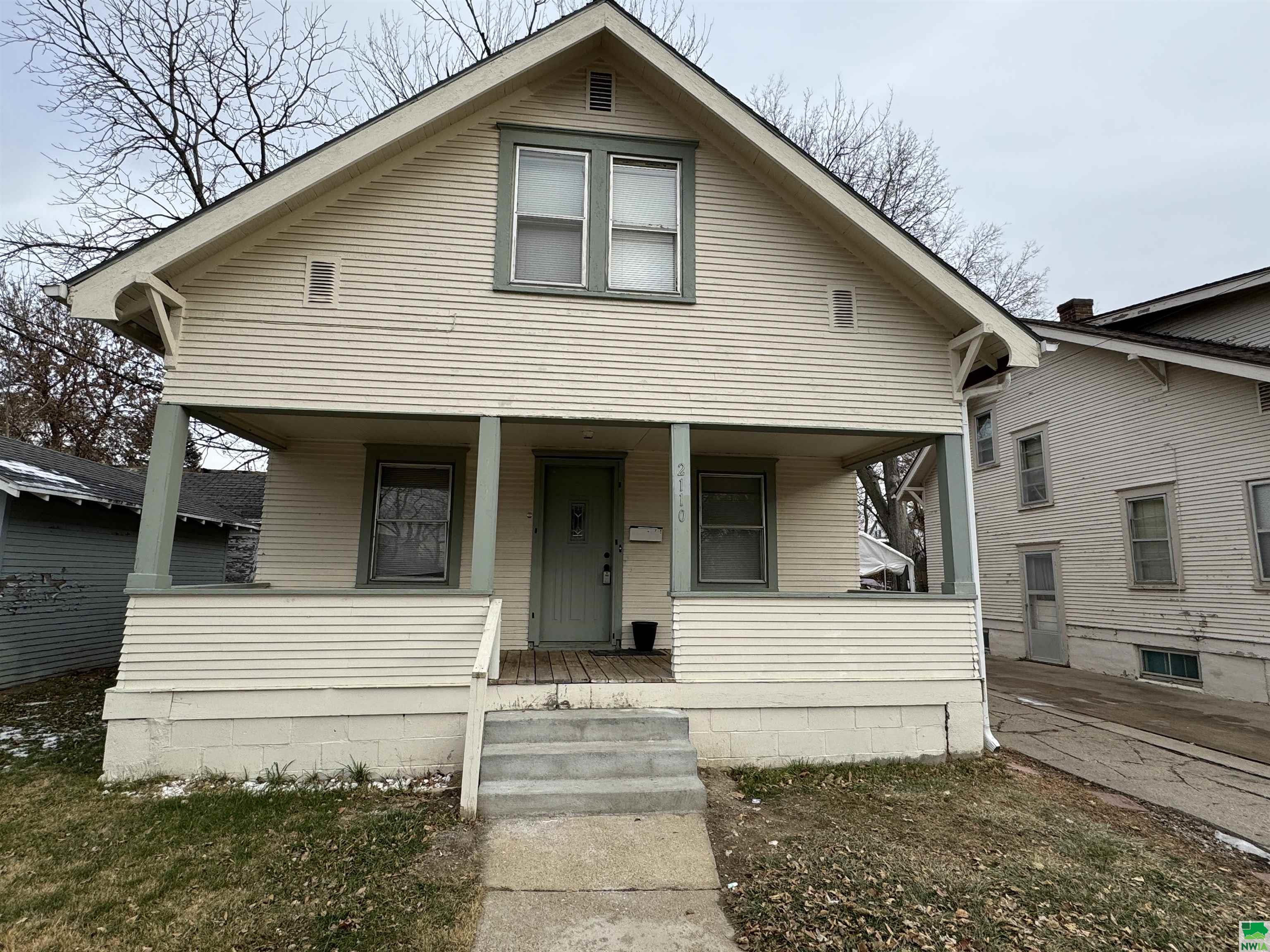 Glass St, Sioux City, IA 51106