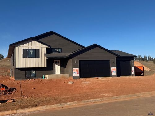 5633 Wind River Rd, RAPID CITY, SD, 57702 | Card Image