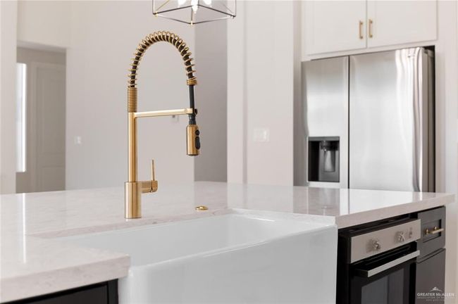 13906 N 34 Th Ln, House other with 4 bedrooms, 4 bathrooms and 2 parking in McAllen TX | Image 6