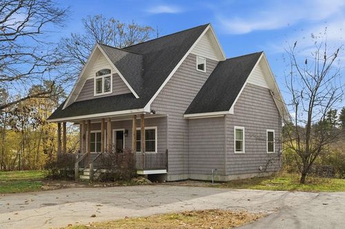 9 Shackford Ct, Pittsfield, NH, 03263-3205 | Card Image