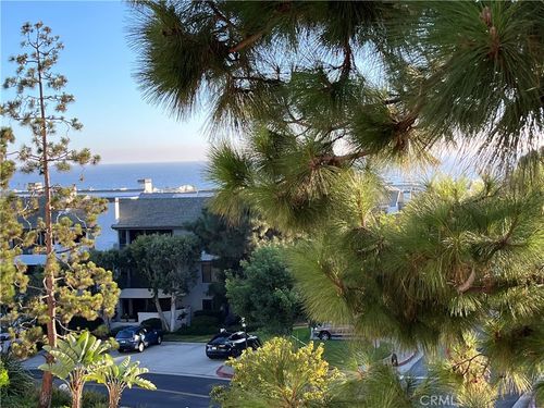 ph-34-102 Scholz Plz, Newport Beach, CA, 92663-2636 | Card Image