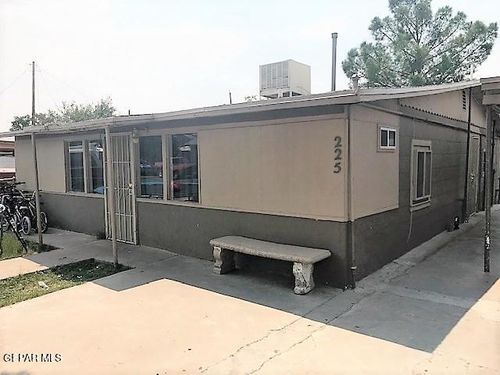 225 N Seville Dr, El Paso, TX, 79905-3380 | Card Image