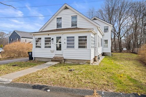 14 Foster St, Avon, MA, 02322-1305 | Card Image