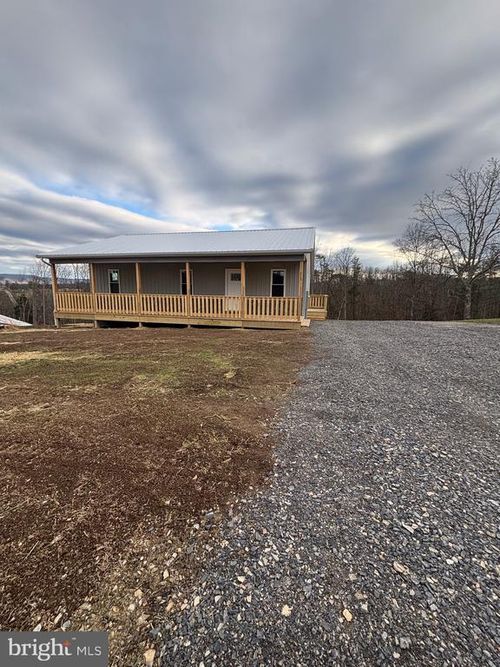 215 Grand View Dr, KEYSER, WV, 26726-6311 | Card Image