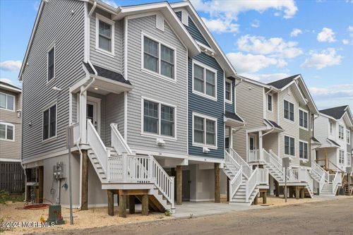 152-14 Elder St, Mantoloking, NJ, 08738-1329 | Card Image