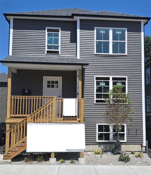 133 Stanwood St, Providence, RI, 02907-1629 | Card Image
