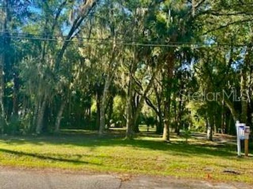 109 Beechers Point Dr, WELAKA, FL, 32193-3426 | Card Image