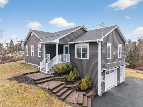 40 Sutherland Dr, Fall River, NS, B2T1M1 | Card Image