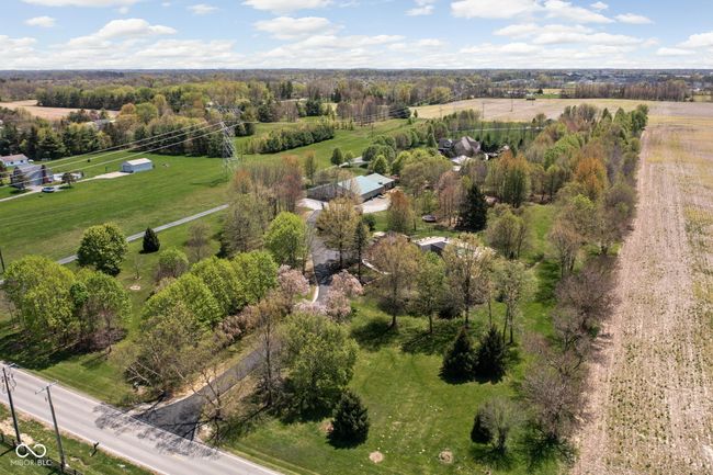 8551 E 300 S, House other with 4 bedrooms, 3 bathrooms and null parking in Zionsville IN | Image 80