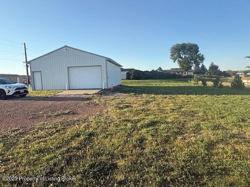 244 18th Ave E, Dickinson, ND, 58601 | Card Image