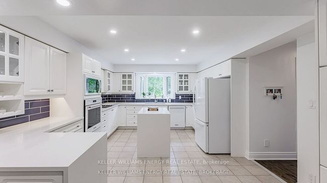 5 Mcnamara Crt, House other with 6 bedrooms, 3 bathrooms and 12 parking in Ajax ON | Image 22