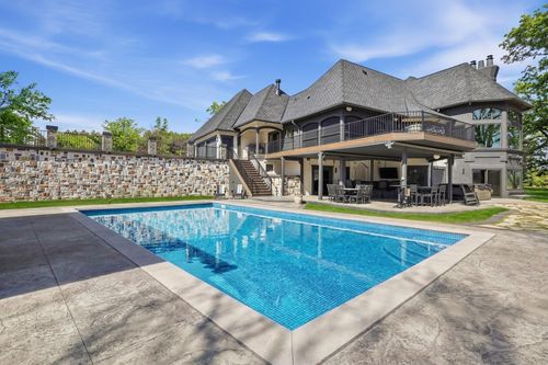 1000 Old Crystal Bay Rd S, Wayzata, MN, 55391 | Card Image