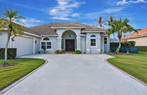 18938 Se Loxahatchee River Rd, Jupiter, FL, 33458-1078 | Card Image