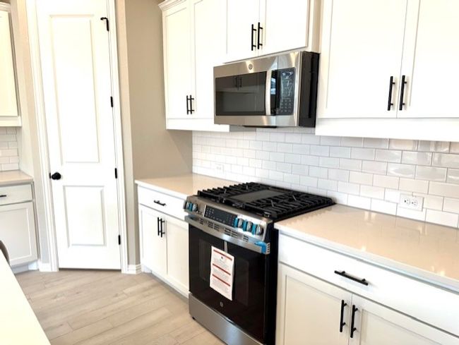 112 Grayson Elm Pass, House other with 4 bedrooms, 3 bathrooms and 4 parking in Dripping Springs TX | Image 5