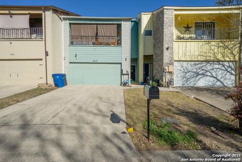 8110 Scottshill, San Antonio, TX, 78209-1943 | Card Image