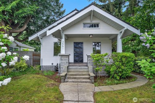 3551 Sw 99th St, Seattle, WA, 98126-4023 | Card Image