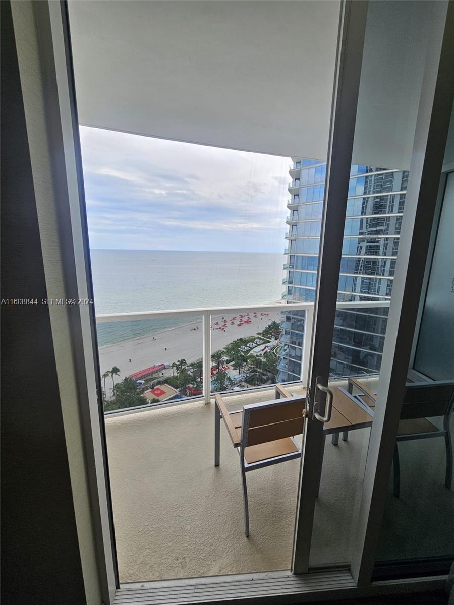 Residential in Sunny Isles Beach 5