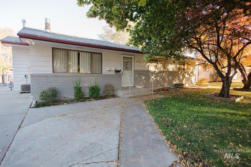 120 S 11th E, Mountain Home, ID, 83647-3122 | Card Image