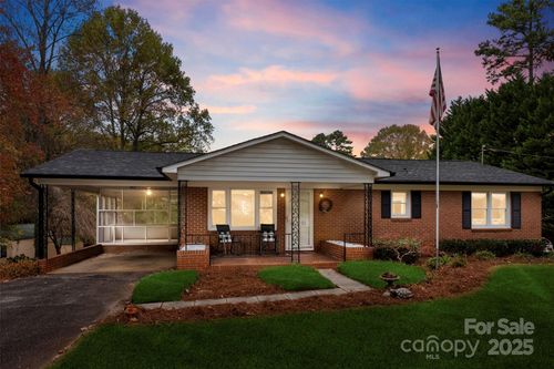 108 Sherwood Dr, Bessemer City, NC, 28016-8766 | Card Image