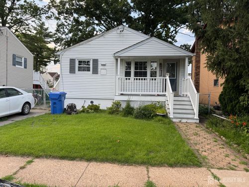 211 E Louis Pl, Iselin, NJ, 08830-1205 | Card Image