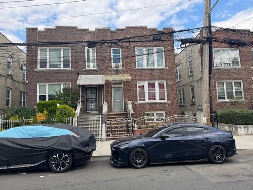 3340 Fish Ave, Bronx, NY, 10469-2910 | Card Image