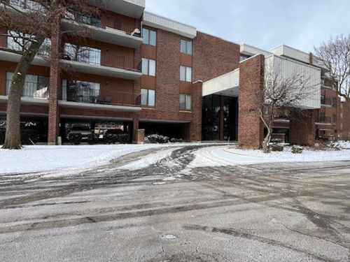 apt-408-6545 Main St, Downers Grove, IL, 60516-2858 | Card Image