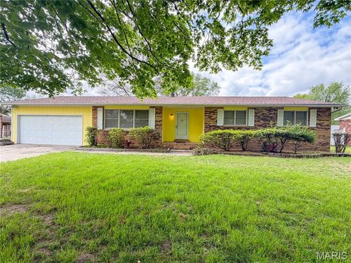 903 Glenn Dr, Sikeston, MO, 63801-3929 | Card Image