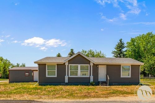 101 S 2nd St, Roberts, MT, 59070 | Card Image