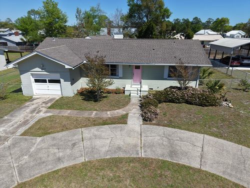1607 Monument Ave, Port St. Joe, FL, 32456-2103 | Card Image