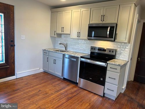 apartment-3-101 S 5th Ave, WEST READING, PA, 19611-1275 | Card Image