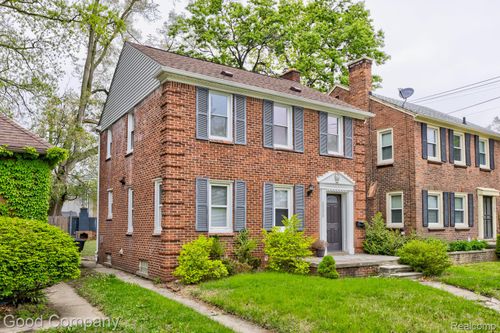 20259 Warrington Dr, Detroit, MI, 48221-1395 | Card Image