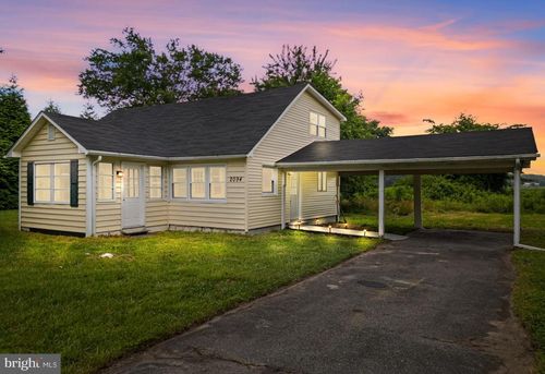 2094 Downs Chapel Rd, CLAYTON, DE, 19938-2009 | Card Image