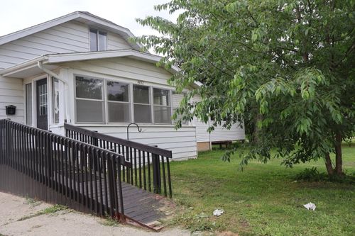 4032 Richmond Street Nw, Walker, MI, 49534 | Card Image
